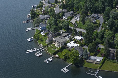 The docks and shoreline areas around Mercer Island will come under new regulations as the Shoreline Master Plan is completed by the city.