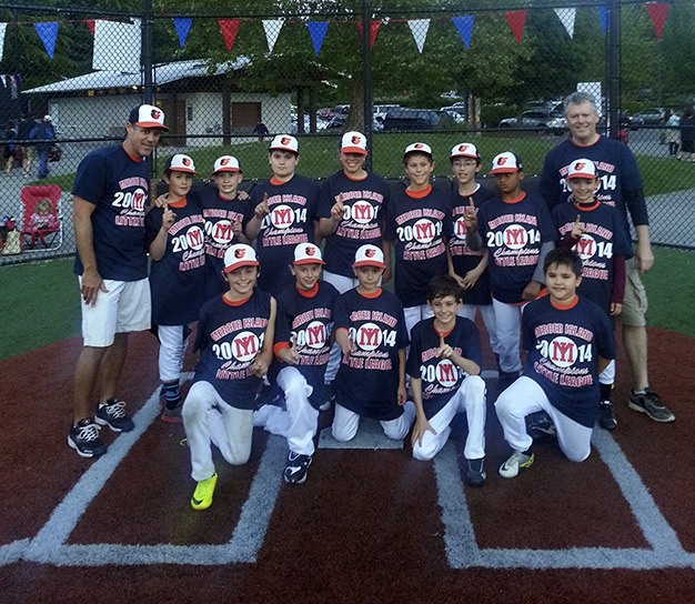 The Orioles outlasted the Cubs in 11 innings to win the Coast Division title.