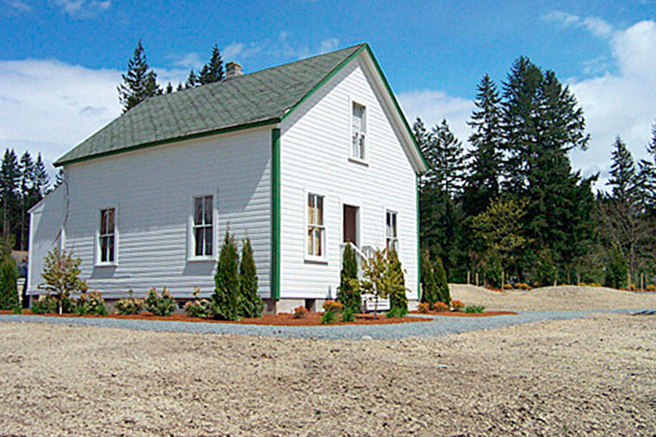 Baker House, built in 1908, sits in the The Laurels housing development. Photo courtesy of Sammamish Heritage Society