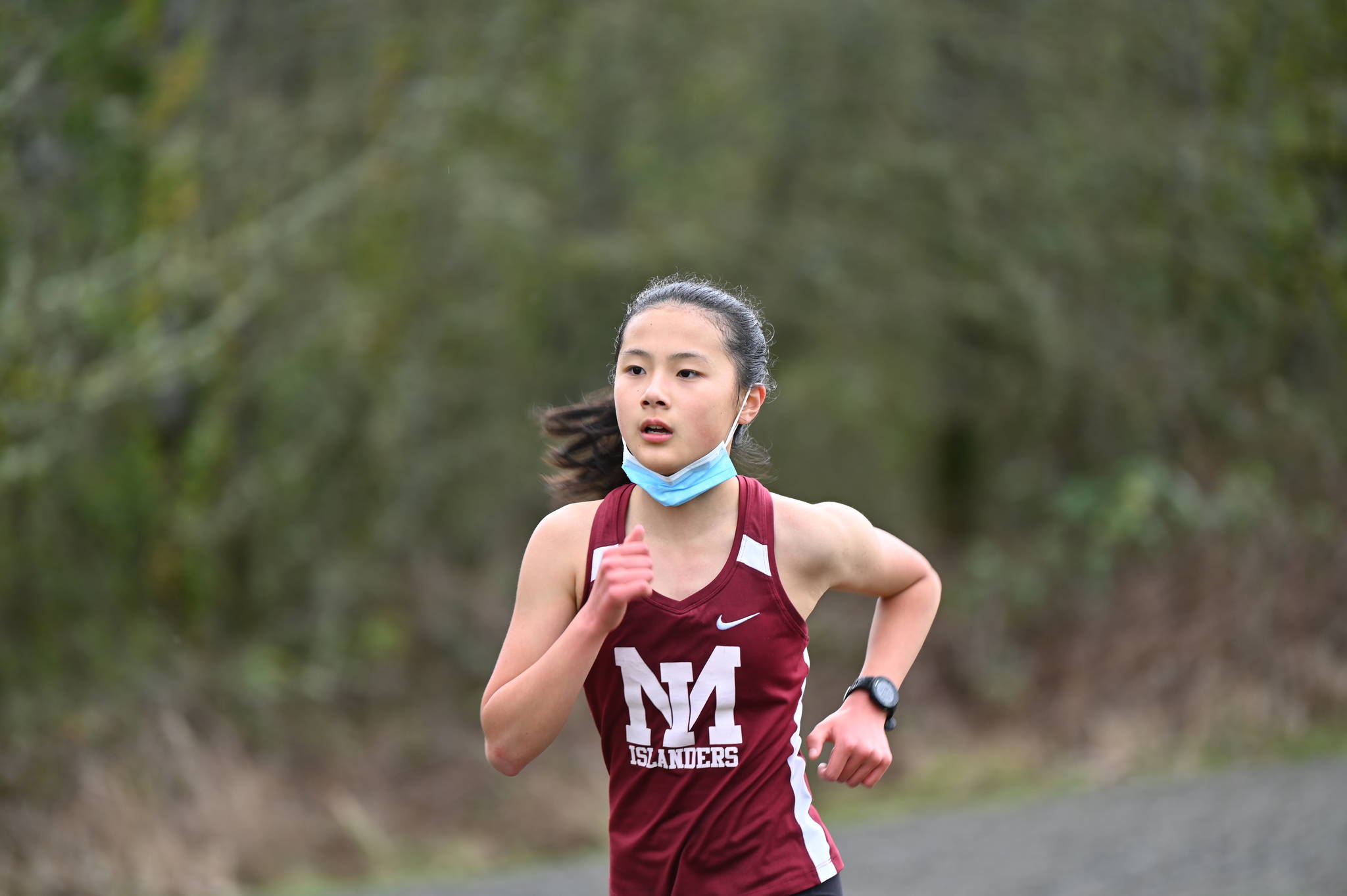 Mercer Island High School’s Sophia Fan leads the pack during a recent cross country race. Photo courtesy of Aaron Koopman