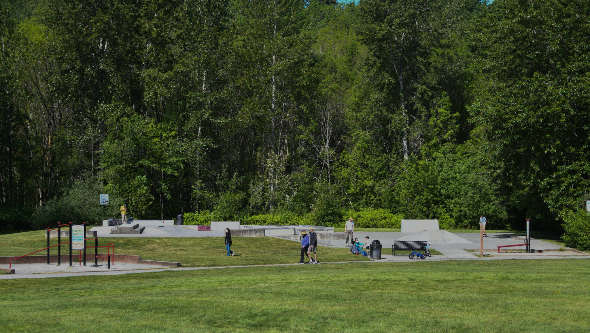 People go for a stroll at Mercerdale Park. Reporter file photo